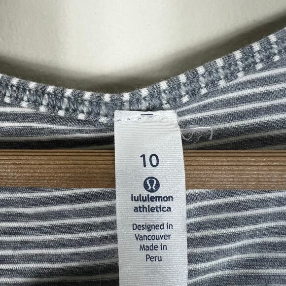 Lululemon Go For It Dress Womens 10 Gray Hyper Stripe Racerback Bodycon Athleisu - Picture 7 of 7